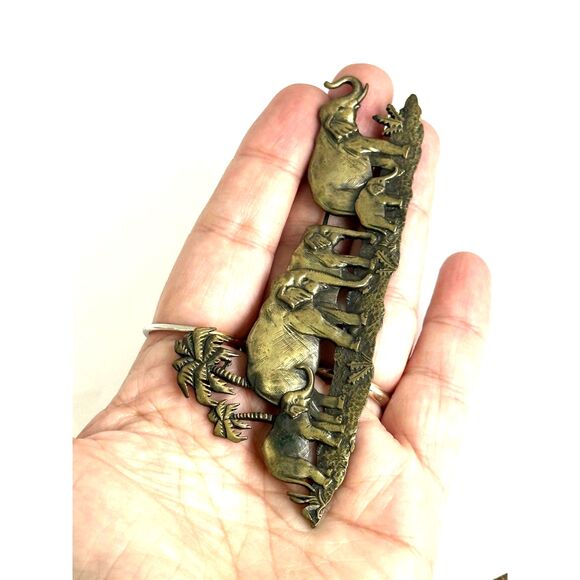 Vintage JJ Brass Family of Elephants Brooch Statement Jewelry - Picture 5 of 5